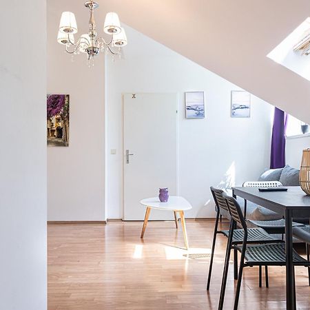 Spacious 2Br Apt Great Location - Near Schoenbrunn เวียนนา ภายนอก รูปภาพ