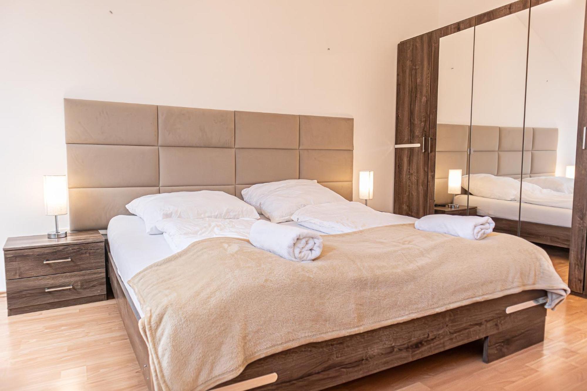 Spacious 2Br Apt Great Location - Near Schoenbrunn เวียนนา ภายนอก รูปภาพ