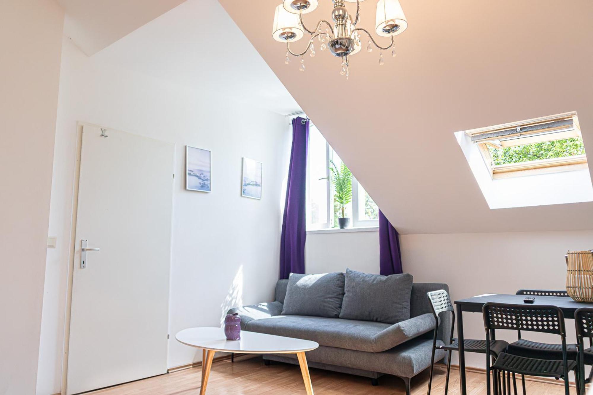 Spacious 2Br Apt Great Location - Near Schoenbrunn เวียนนา ภายนอก รูปภาพ