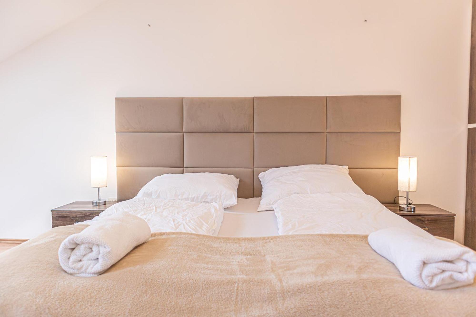 Spacious 2Br Apt Great Location - Near Schoenbrunn เวียนนา ภายนอก รูปภาพ