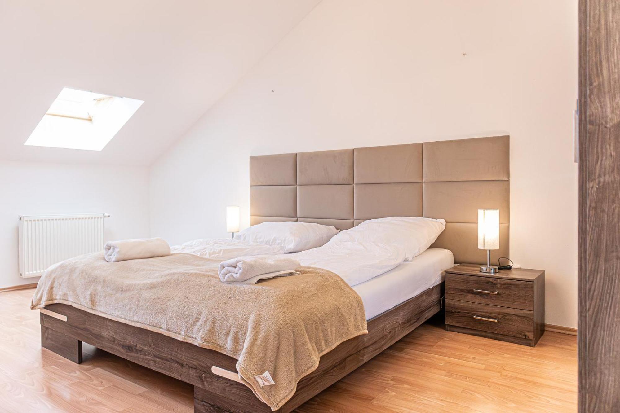 Spacious 2Br Apt Great Location - Near Schoenbrunn เวียนนา ภายนอก รูปภาพ